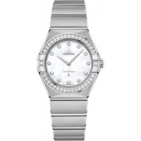 Replica Omega Constellation Manhattan Quartz 28mm Mother of Pearl Dial Diamond Women‘s Watch 131.15.28.60.55.001 Replica Omega Constellation Manhattan Quartz 28mm Mother of Pearl Dial Diamond Women‘s Watch 131.15.28.60.55.001