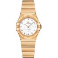 Replica Omega Constellation Manhattan Quartz 25mm Mother of Pearl Dial Diamond Yellow Gold Women‘s Watch 131.50.25.60.55.002 Replica Omega Constellation Manhattan Quartz 25mm Mother of Pearl Dial Diamond Yellow Gold Women‘s Watch 131.50.25.60.55.002