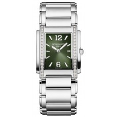 Replica Patek Philippe Twenty-4 Green Sunburst Dial Steel Women‘s Watch 4910/1200A-011