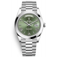 Replica Rolex Day-Date 40 Green Dial Platinum Men‘s Watch M228206-0027